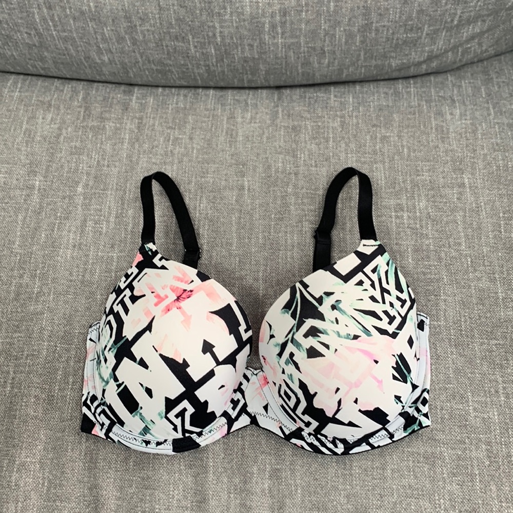 Victoria’s Secret PINK Bra
